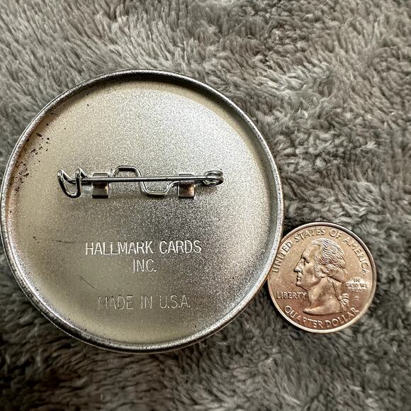 Vintage Hallmark Christmas Official Mistletoe Tester Pin Back Button Made in USA - Picture 3 of 3